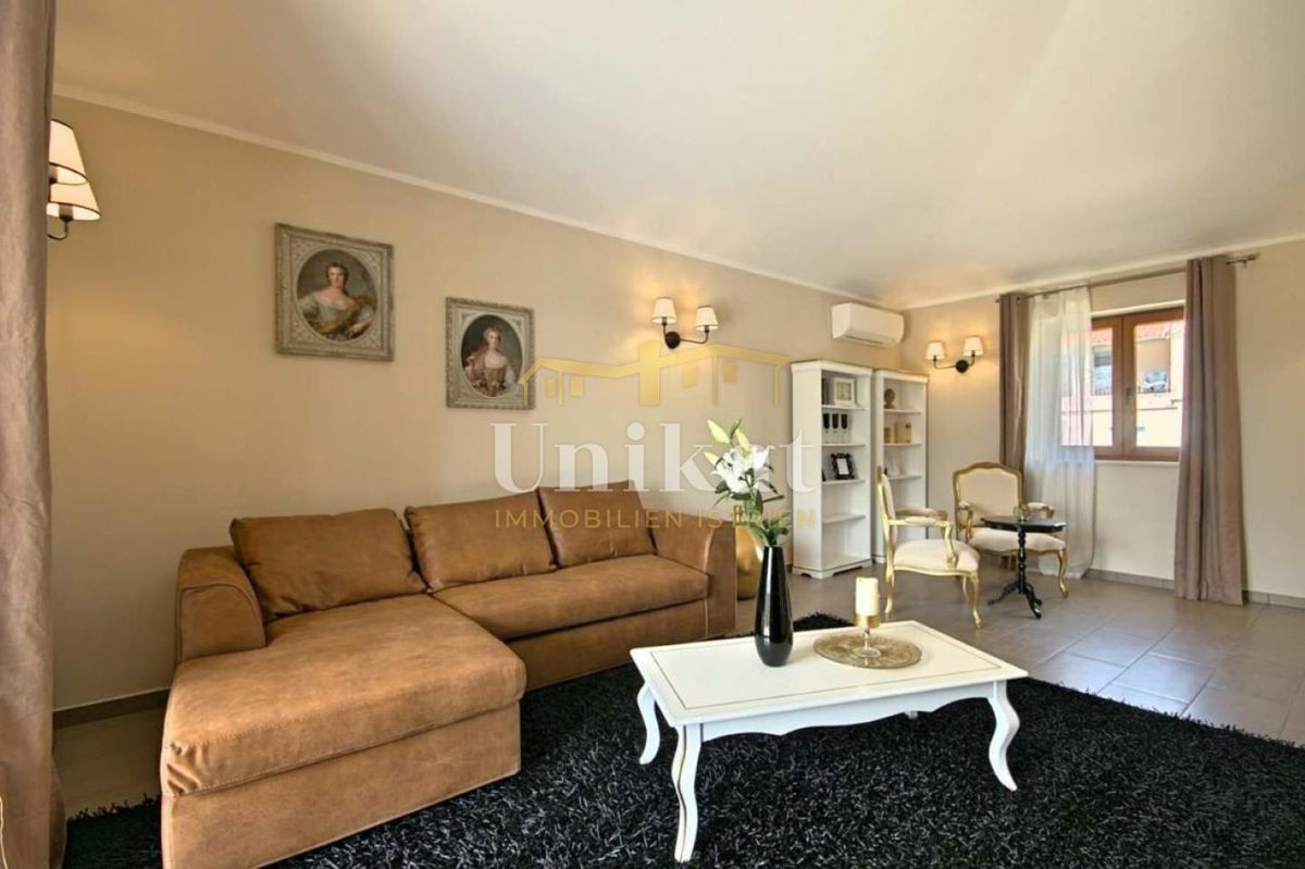 Casa con piscina vicino a Poreč